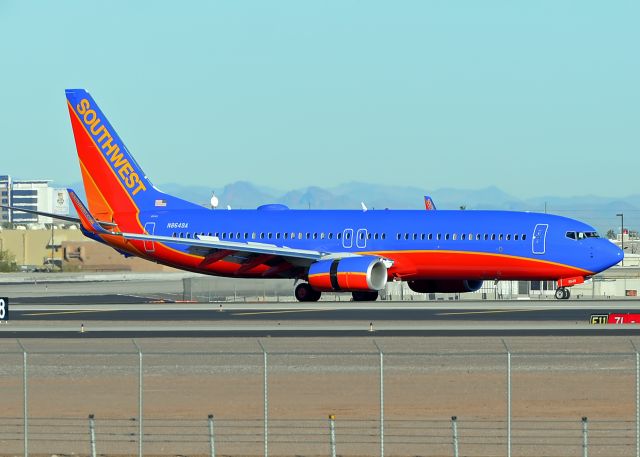 Boeing 737-800 (N8649A)
