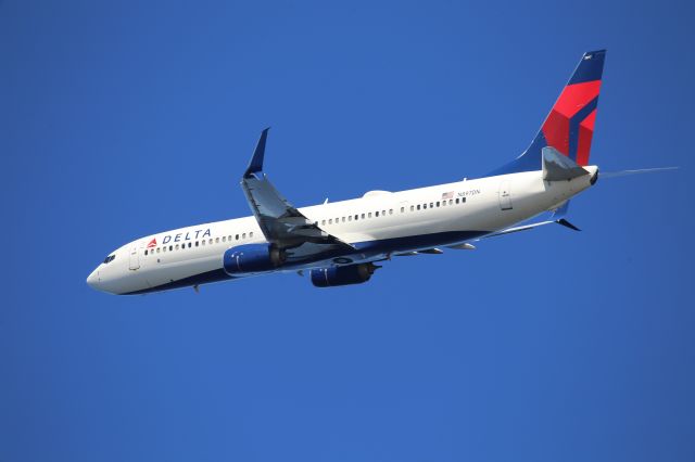 Boeing 737-900 (N897DN)