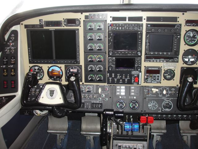 Beechcraft Duke (N724RK)