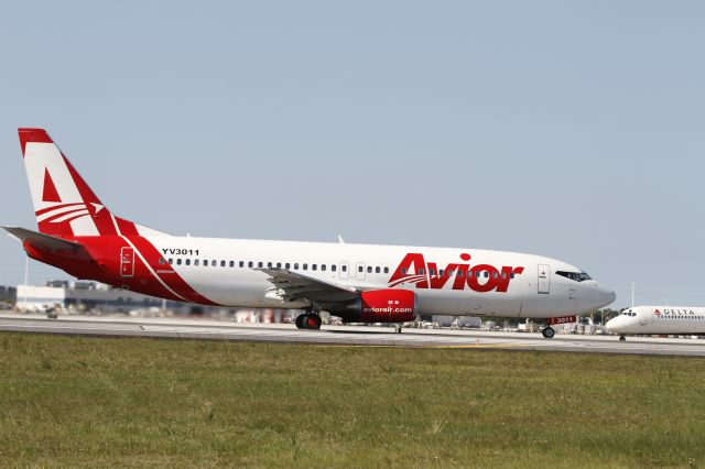 BOEING 737-400 (YV-3011)