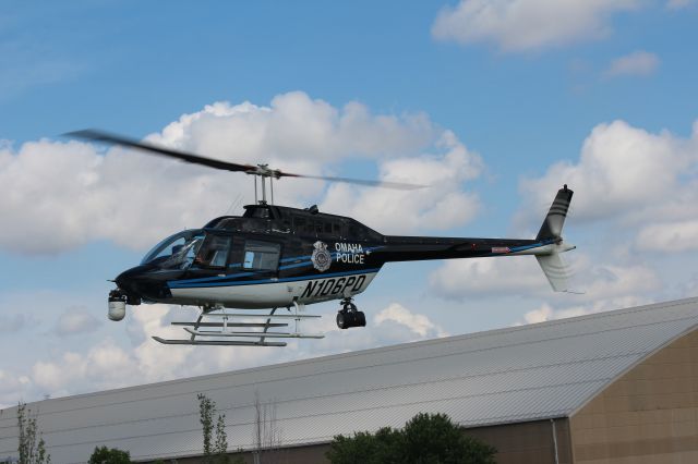 Bell JetRanger (N106PD) - 053114 SASM Chopper day, Omaha PD Able 1 landing