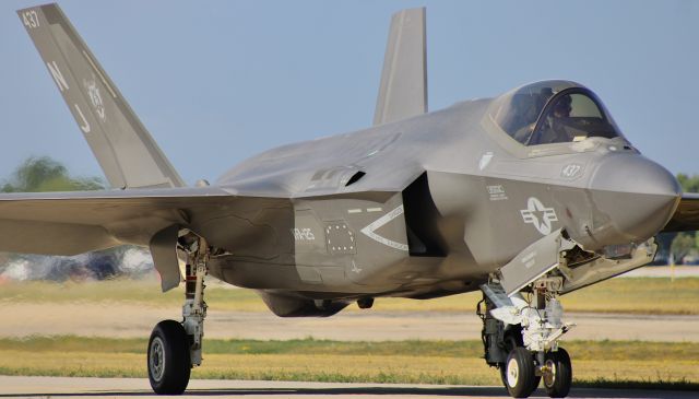 Lockheed F-35C (16-9601) - US Navy F-35C Demo Team at AirVenture ‘23