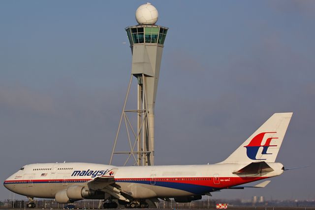 Boeing 747-400 (9M-MPH)