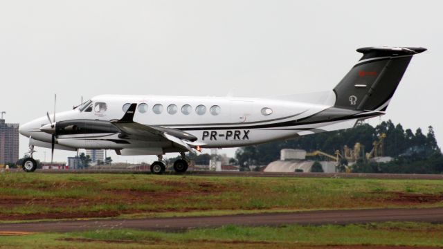 Beechcraft Super King Air 300 (PR-PRX)