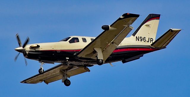 Socata TBM-700 (N96JR) - N96JR 2006 Socata TBM 700 s/n 377 - McCarran International Airport (KLAS)br /October 21, 2021br /Photo: TDelCoro br /(Harry Reid Intl - LAS)