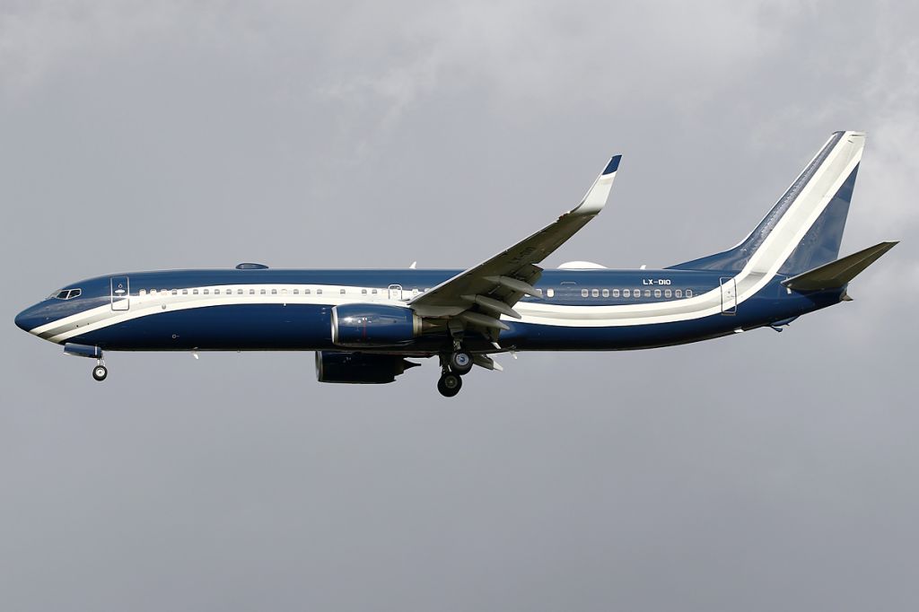 Boeing 737-900 (LX-DIO)