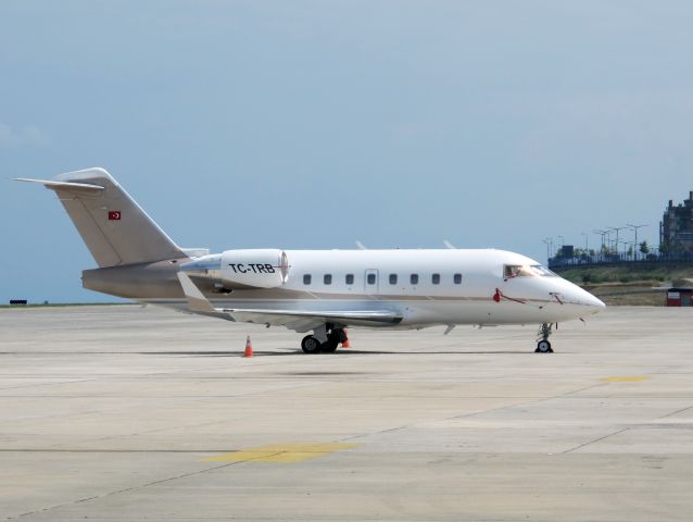 Canadair Challenger (TC-TRB)