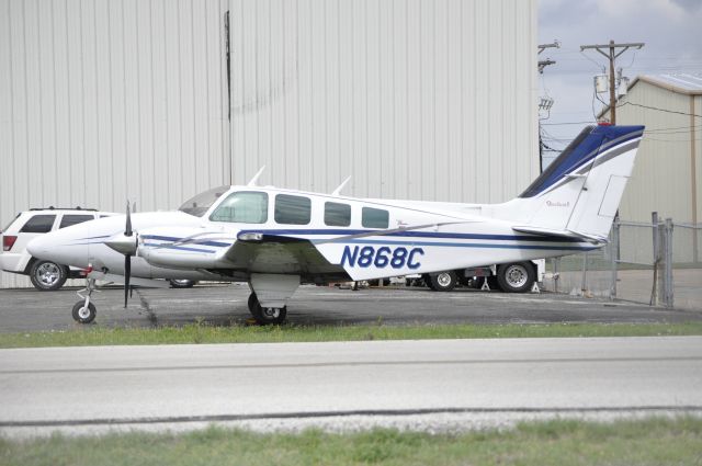 Beechcraft Baron (58) (N868C)