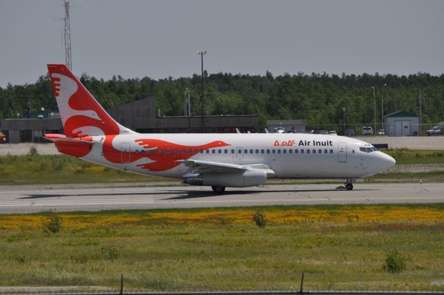 Boeing 737-200 (C-GMAI)