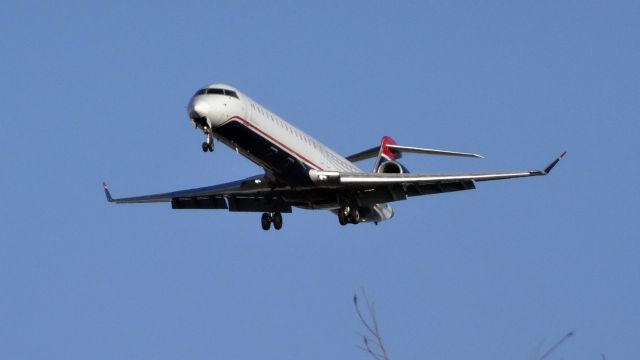 Canadair Regional Jet CRJ-900 (N329MS) - N329MS US Airways Express Canadair CRJ-900br /Age 8 Years