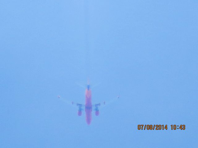 Boeing 737-700 (N283WN) - SWA flight 1315 from STL to OKC over Baxter Springs KS at 34,000 feet.