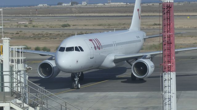 Airbus A320 (ES-SAB)