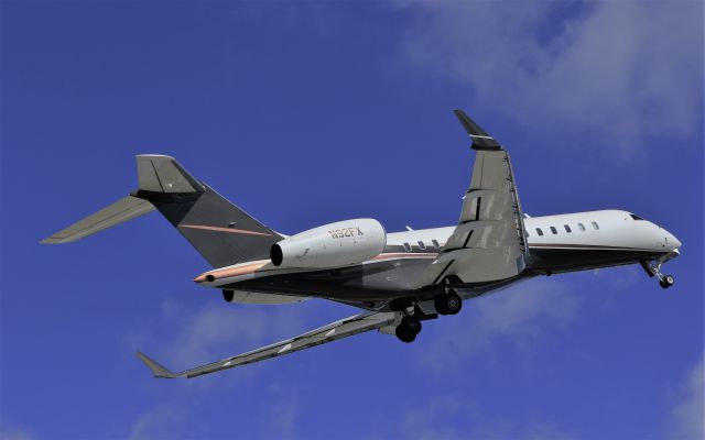 Bombardier Global Express (N92FX)