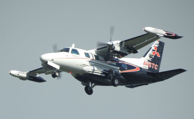 Mitsubishi MU-2 (N15TC)