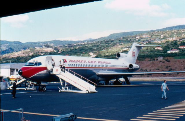 Boeing 727-100 — - jaar 1975 Funchal - Maderia