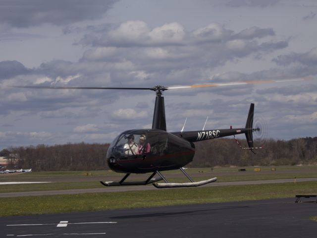 Beechcraft Baron (58) (N718SC) - Take of at Danbury CT