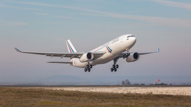 Airbus A330-200 (F-UJCU)