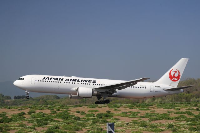 BOEING 767-300 (JA656J) - May 25th 2019:HKD-HND.