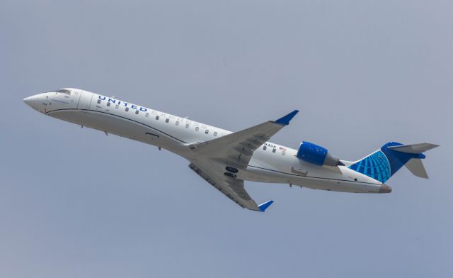 Canadair Regional Jet CRJ-700 (N794SK)