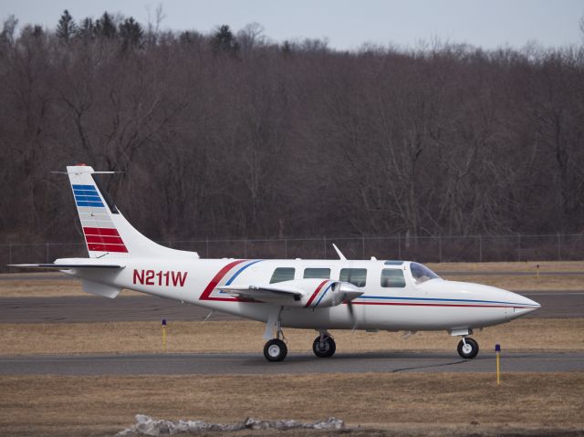 Piper Aerostar (N211W) - A very fast aircraft. Taxiing out for departure runway 26.