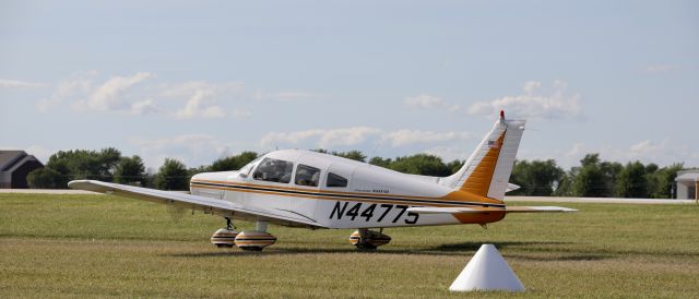 Piper Cherokee (N44775) - On flightline