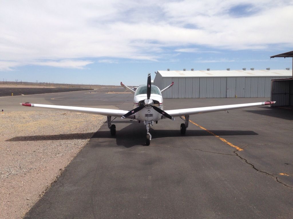 Beechcraft 35 Bonanza (N5811S)