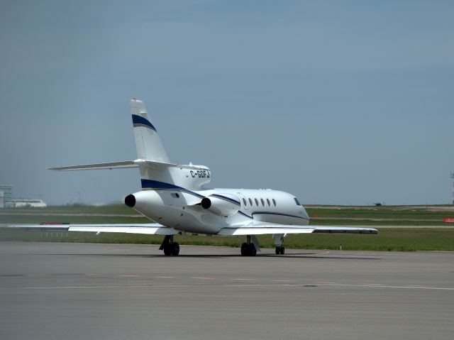 Dassault Falcon 50 (C-GOFJ) - Taxiing out for takeoff