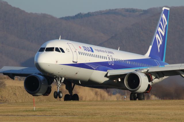 Airbus A320 (JA8654) - 12 December 2015: HND-HKD.