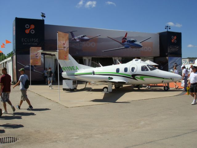 Eclipse 500 (N119EA)