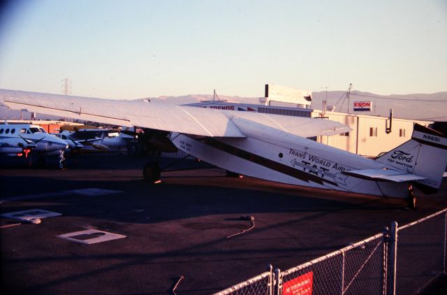 N9651 — - KRHV- this was taken about 1985 in San Jose, CA this plane was in for repairs at Amelia Reid Aviation- but normally at this time, it was housed at the Flying Lady restaurant in Morgan Hill, CA and used the grass strip runway which doubled as a golf course. This plane was seen many times at the Watsonville Fly In...and eventually sold later to Kermit Weeks Aviation Museum when the Flying Lady went bust.