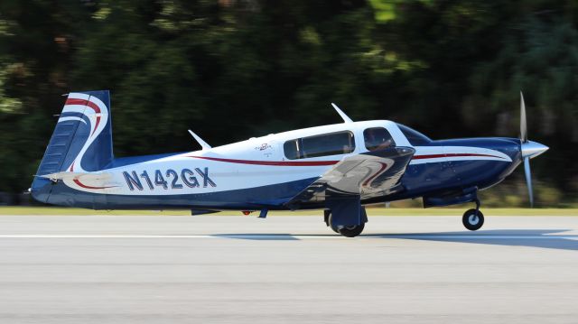 Mooney M-20 (N142GX)