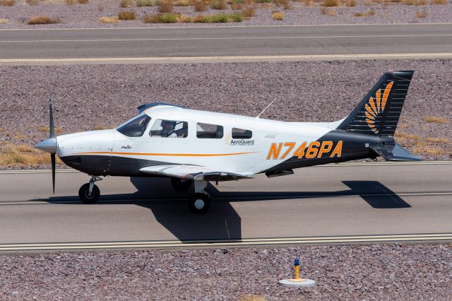 Piper Cherokee (N746PA)