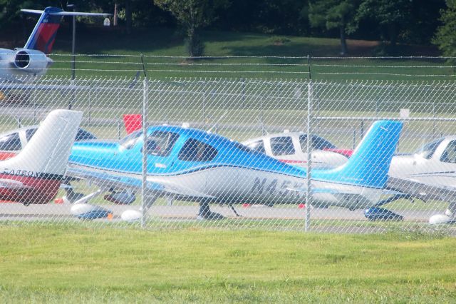 Cirrus SR-22 (N45KB)