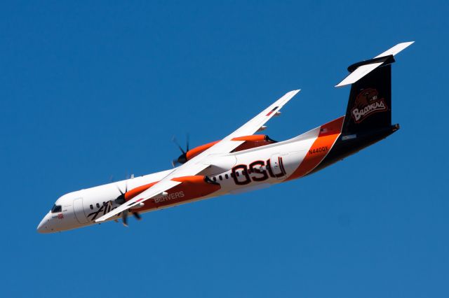 de Havilland Dash 8-400 (N440QX) - The OSU Beavers Q400 at the Hillsboro Airshow.