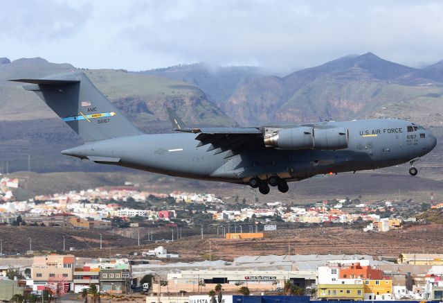 Boeing Globemaster III (06-6167)