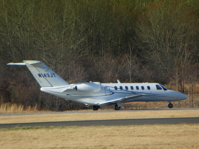 Cessna Citation CJ3 (N143JT) - This Twin Engine 2007 Cessna Citation 525B is shown here taxiing at KPNE in the Winter of 2012.