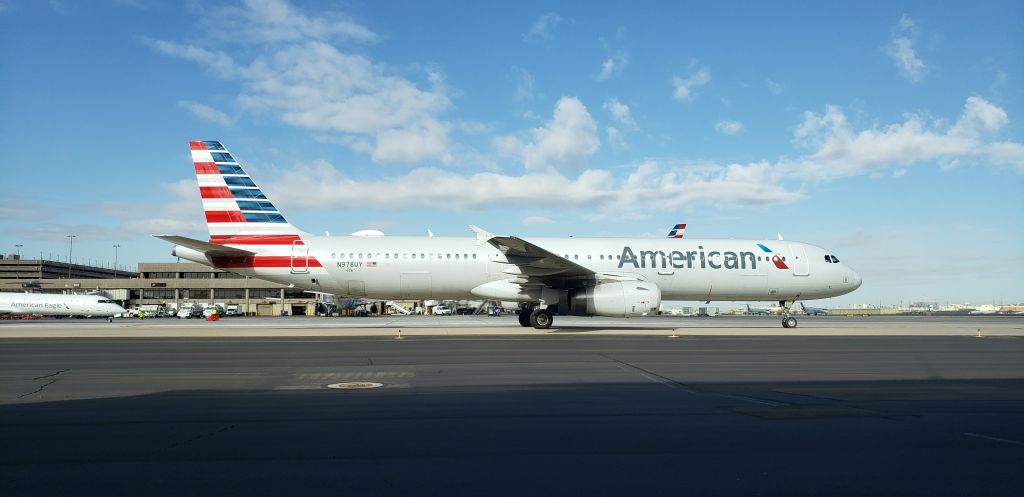 N978UY —