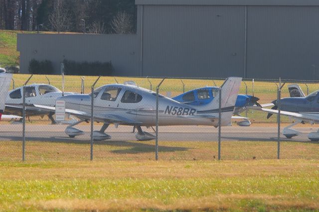 Cirrus SR-22 (N58BR)