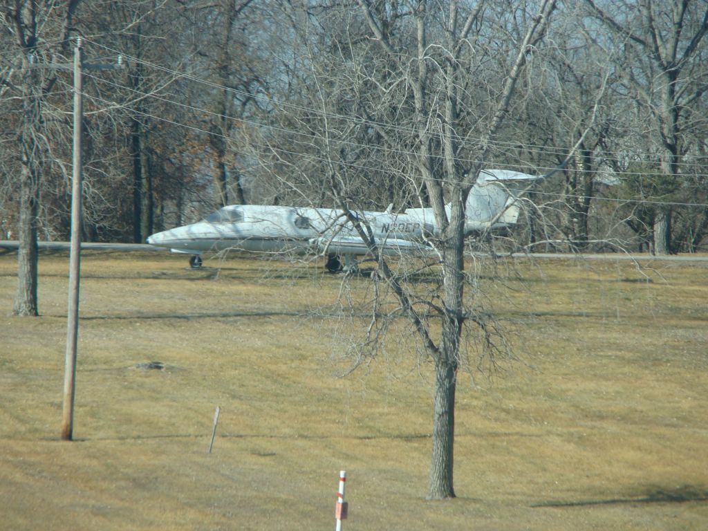 Cessna Skyhawk (N20EP)