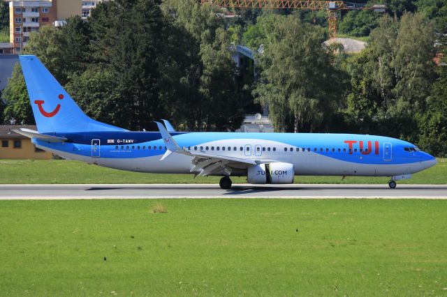 Boeing 737-800 (G-TAWV)