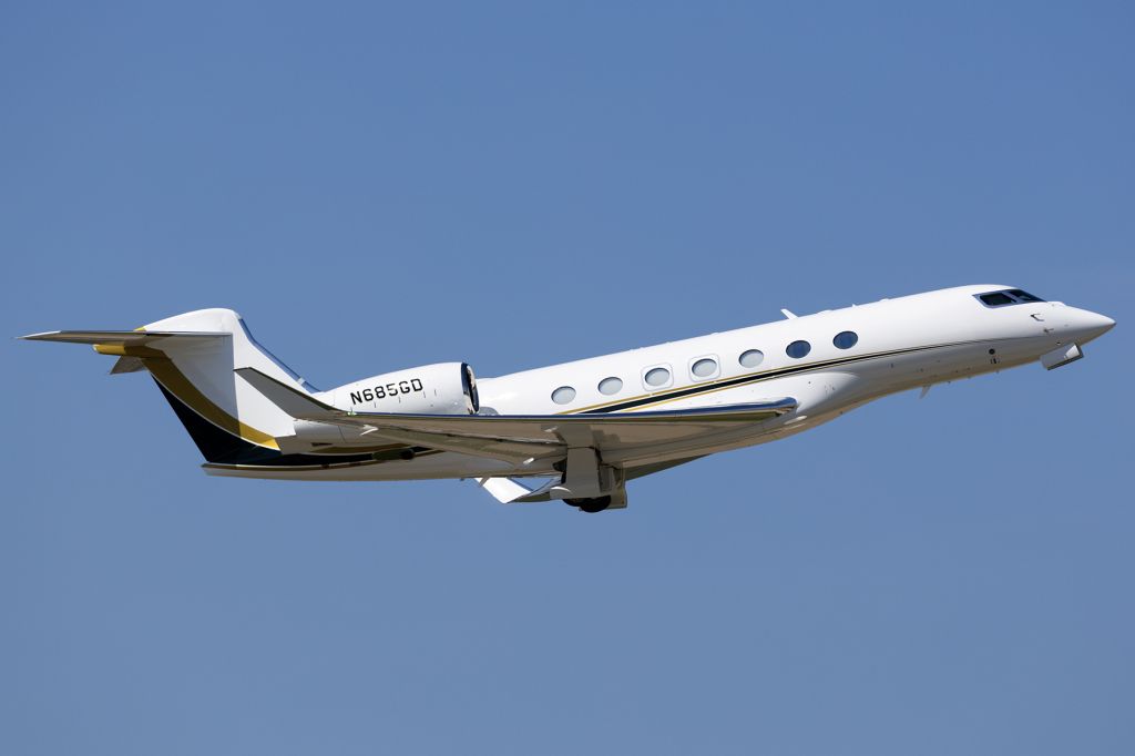GULFSTREAM AEROSPACE G-7 Gulfstream G600 (N685GD)