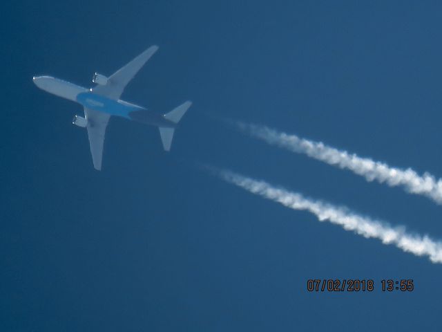 BOEING 767-300 (N1997A)