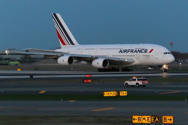 Airbus A380-800 (F-HPJA) - AFR7, the evening departure to Paris CDG, just starting the take-off roll.