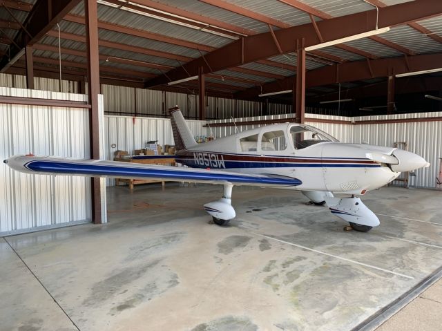 Piper Cherokee (N8513W)