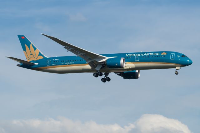 Boeing 787-9 Dreamliner (VN-A868) - 06.07.2017 G20 Summit Hamburg, Germany