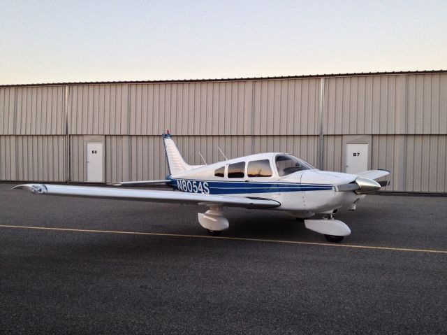 Piper Cherokee (N8054S)