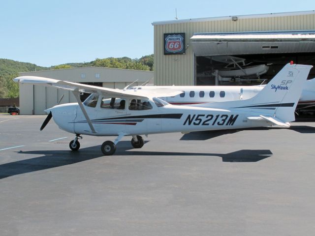Cessna Skyhawk (N5213M)