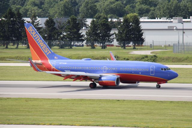 Boeing 737-700 (N7743B) - Flight 613 from CUN (June 22nd, 2019) 