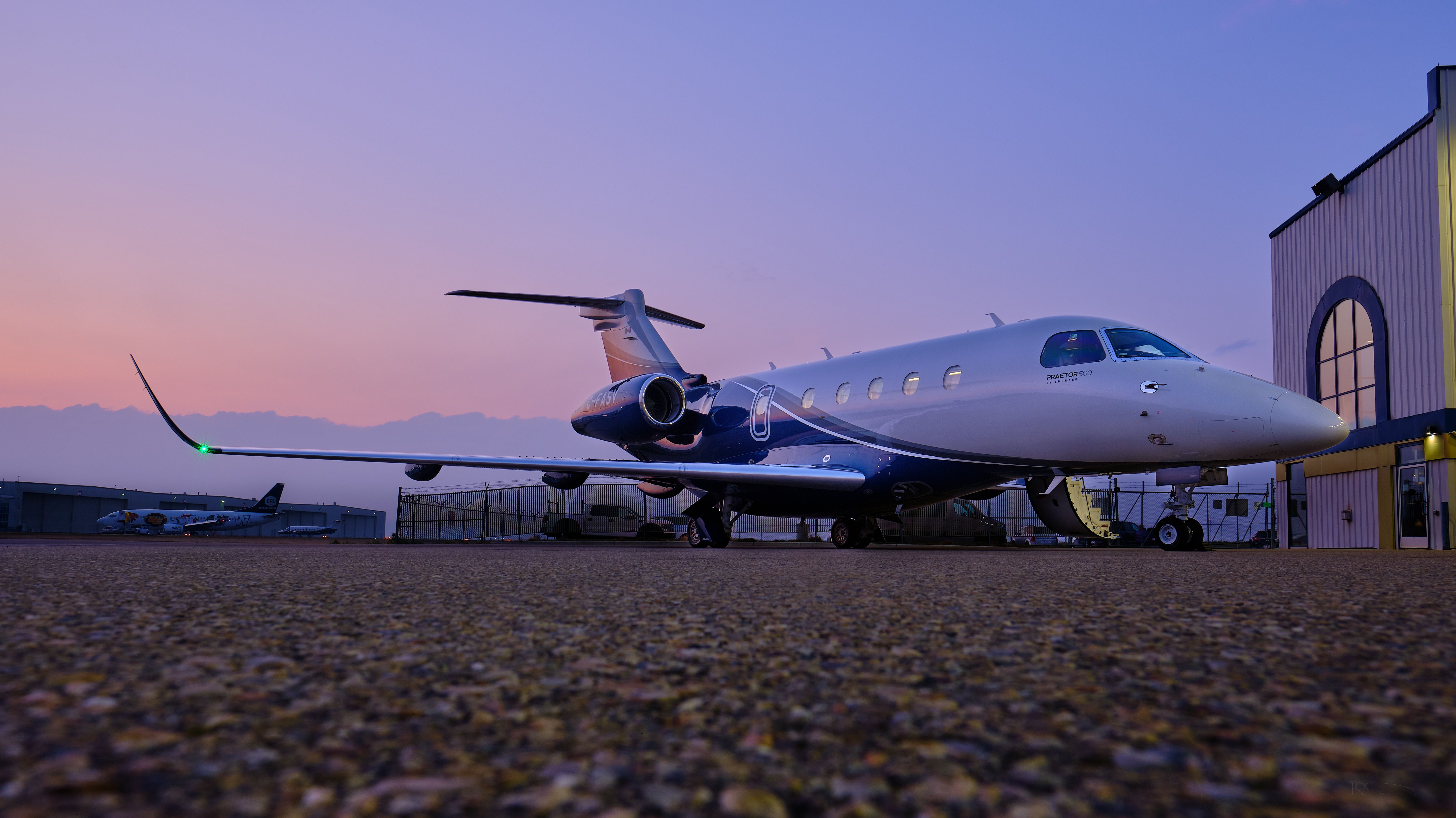 Embraer Legacy 450 (C-FASV)