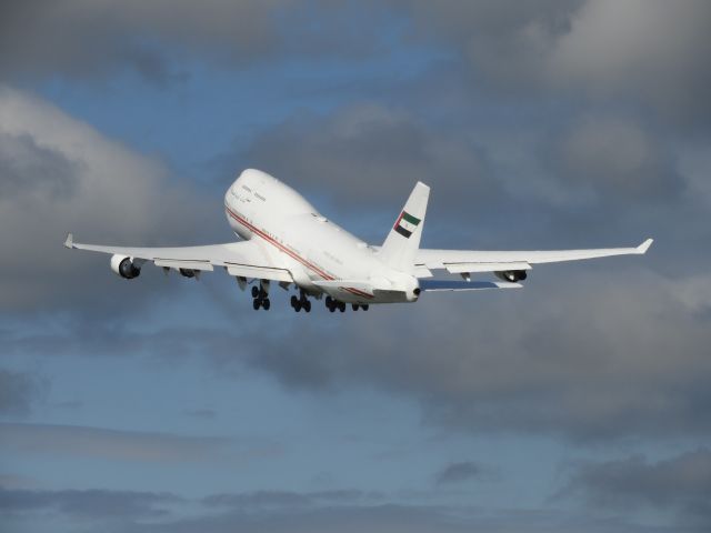 Boeing 747-400 (A6-HRM) - Making a rare sight in SWF is A6-HRM taking off in September 2018